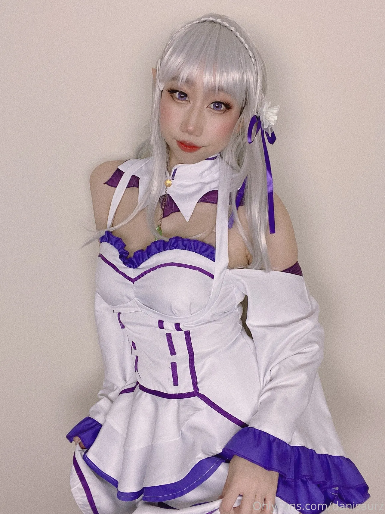 Danisaurz - Emilia Danisaurz - Emilia
