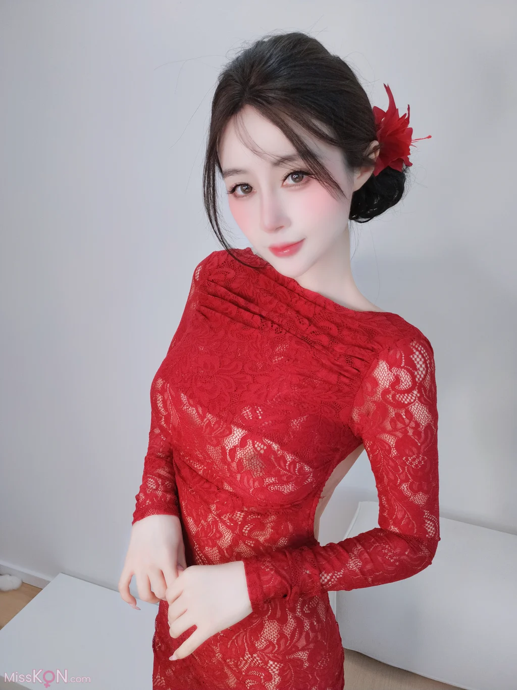 Coser@ Silver 81: December 2025 Member Collection (15 sets) (144 photos + 1 video) Coser@ Silver 81: December 2025 Member Collection (15 sets) (144 photos + 1 video)