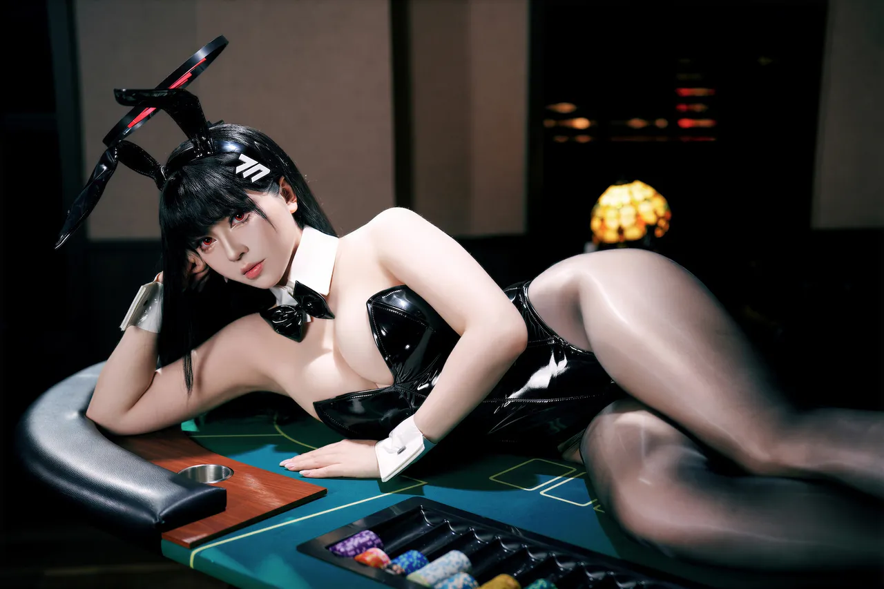 Half-Half - Blue Archive Rion Tiaotsuki, bunny girl Half-Half - Blue Archive Rion Tiaotsuki, bunny girl