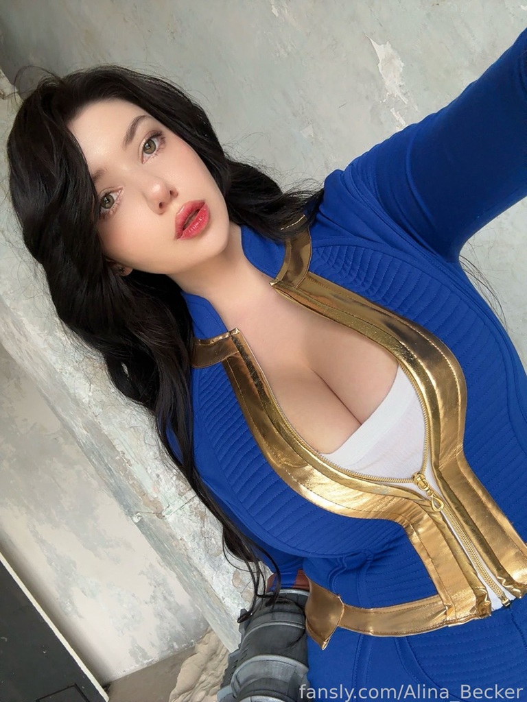 Alina Becker – Vault Dweller Alina Becker – Vault Dweller