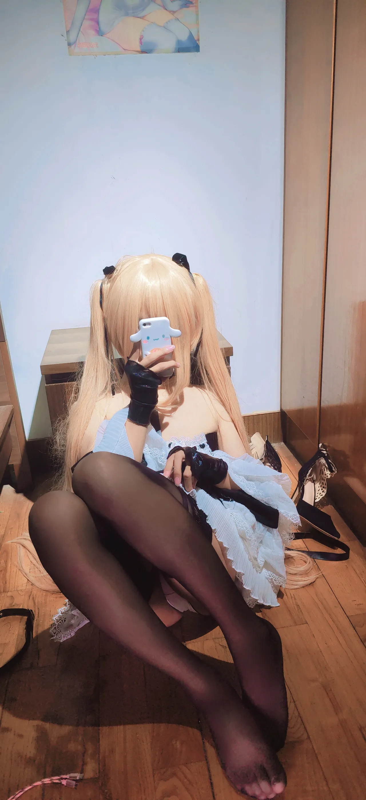 Mdrchyan - Marie Rose Mdrchyan - Marie Rose