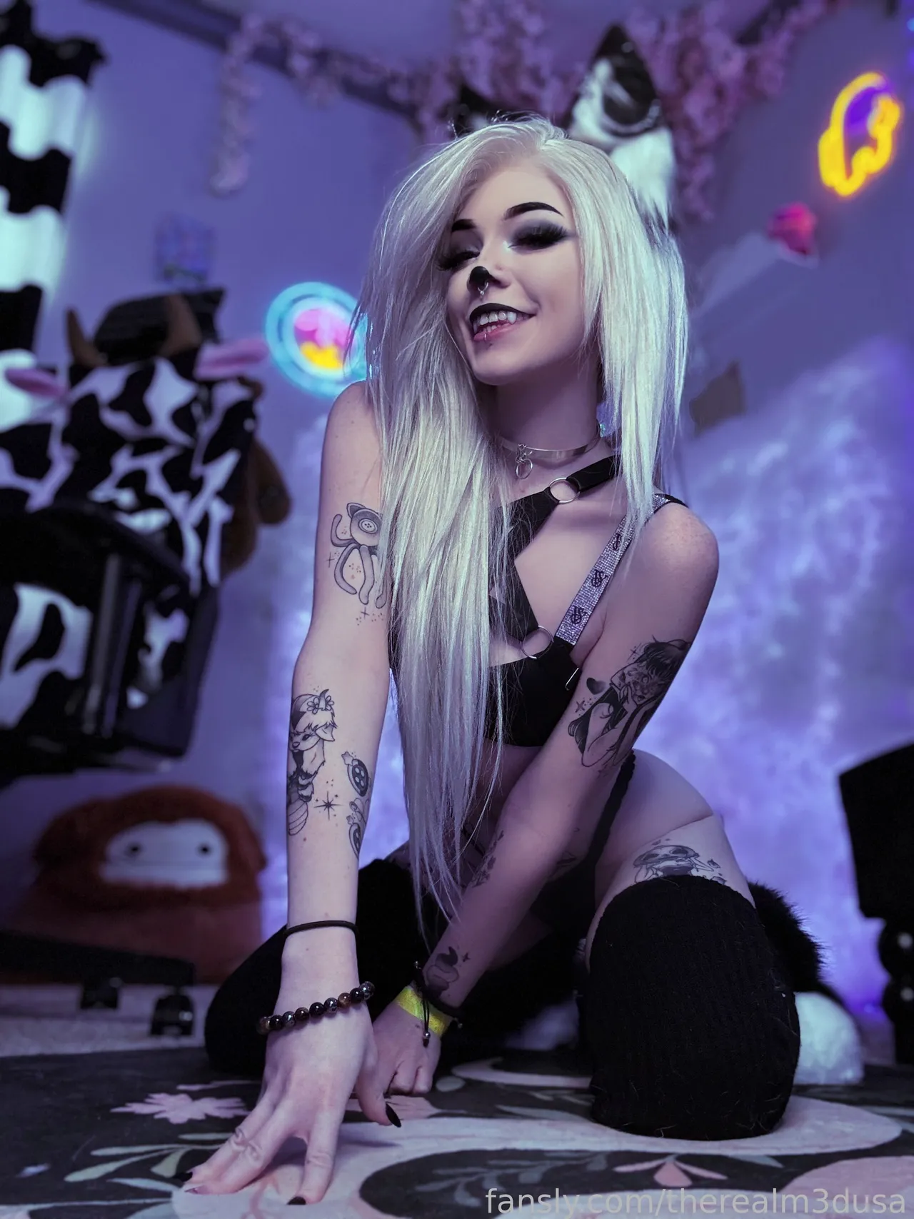 Medusa Black - Loona 7 Medusa Black - Loona 7