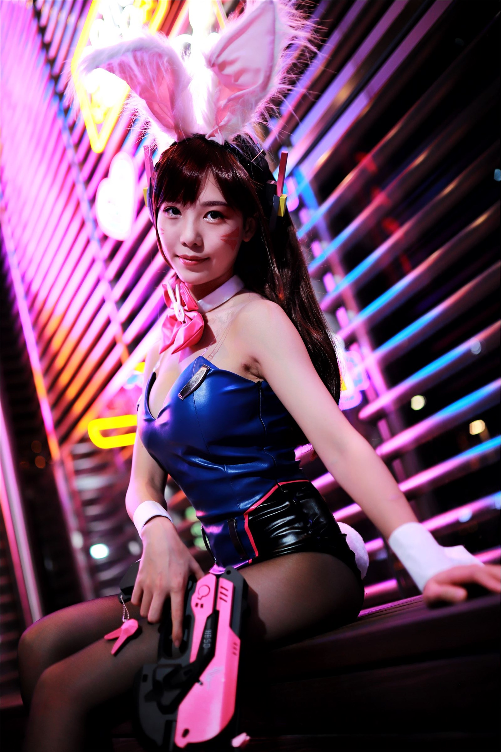 No.042 DVA 1 No.042 DVA 1