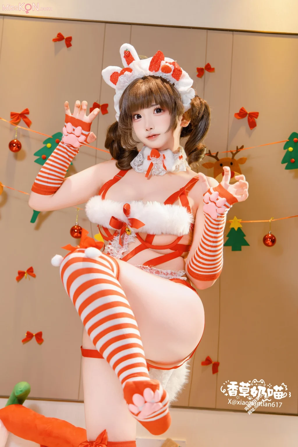 Coser@香草奶喵: 圣诞礼物 (135 photos + 25 videos) Coser@香草奶喵: 圣诞礼物 (135 photos + 25 videos)