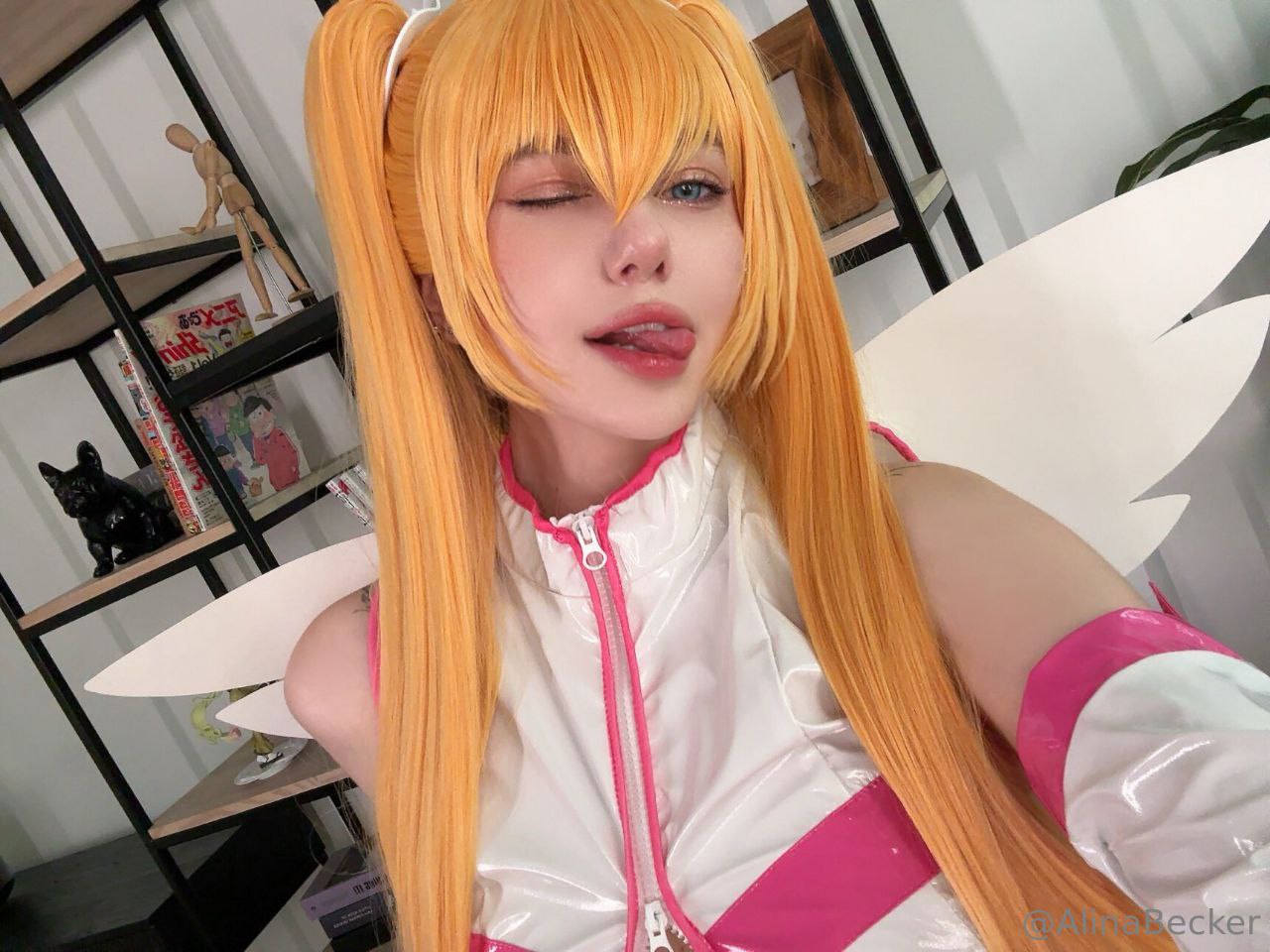 Alina Becker - Ririsa Amano Alina Becker - Ririsa Amano
