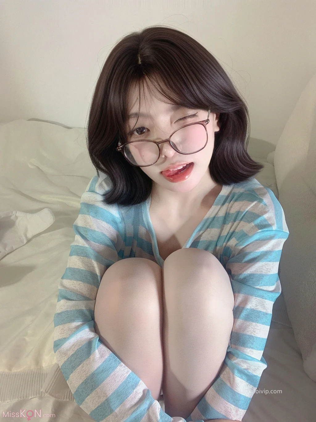 Coser@ Your True U: Stay-at-Home Girlfriend (99 photos + 1 video) Coser@ Your True U: Stay-at-Home Girlfriend (99 photos + 1 video)