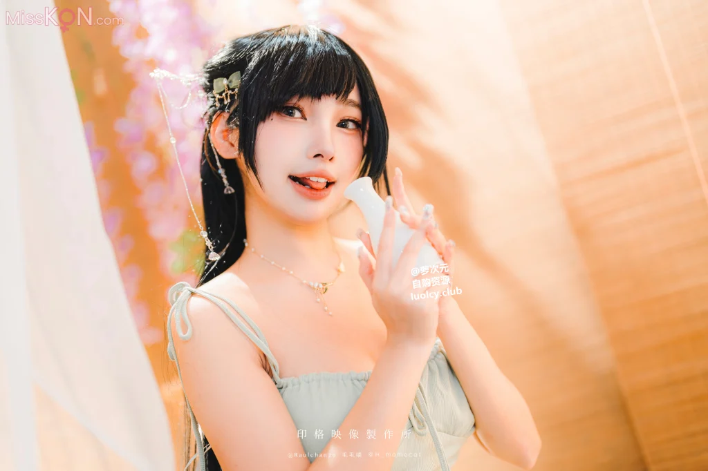 Kosar@慕慕Momo: 古韻風華 (8k ver.) (66 Photos + 1 Video) Kosar@慕慕Momo: 古韻風華 (8k ver.) (66 Photos + 1 Video)