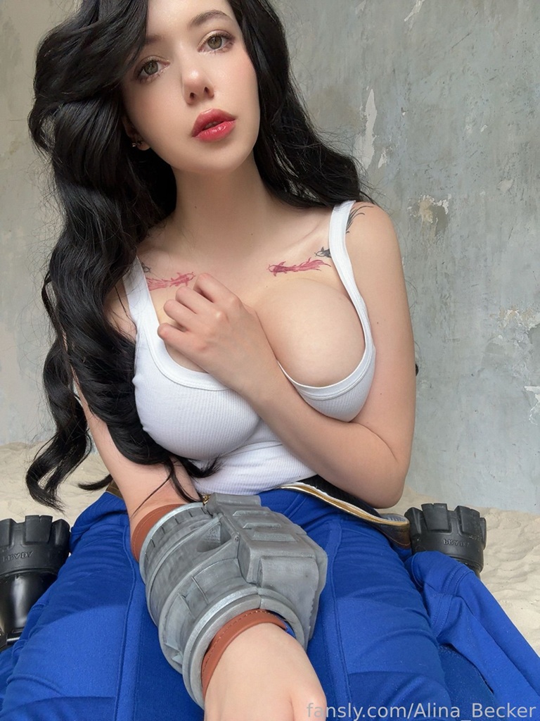 Alina Becker – Vault Dweller Alina Becker – Vault Dweller