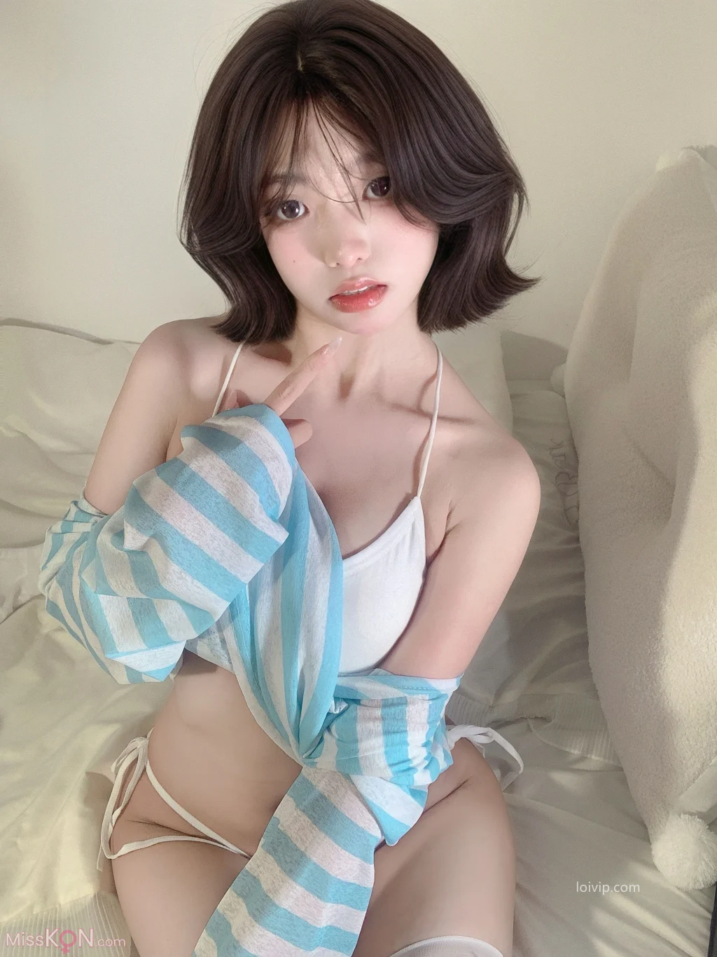 Coser@ Your True U: Stay-at-Home Girlfriend (99 photos + 1 video) Coser@ Your True U: Stay-at-Home Girlfriend (99 photos + 1 video)