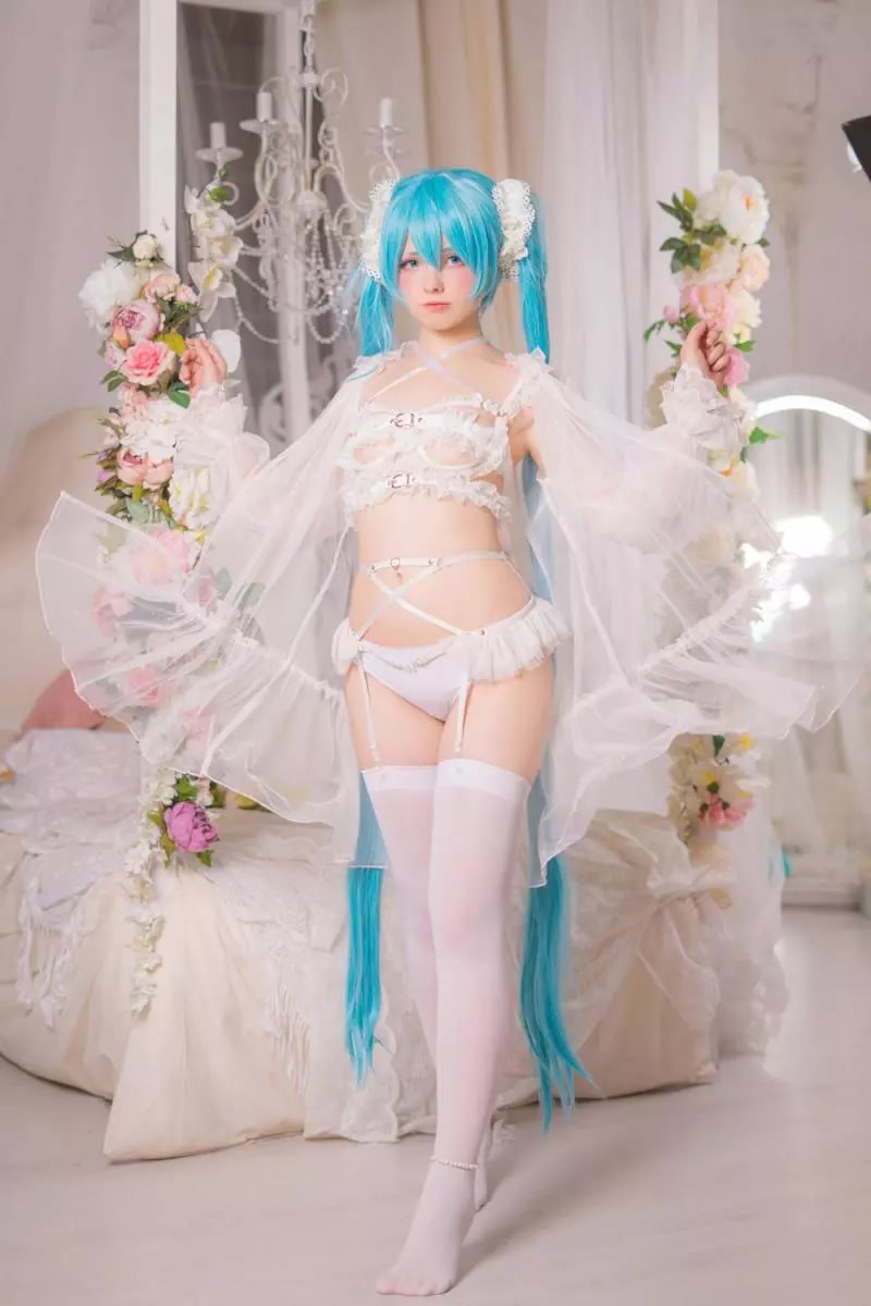 Saya Scarlet 2 Saya Scarlet 2