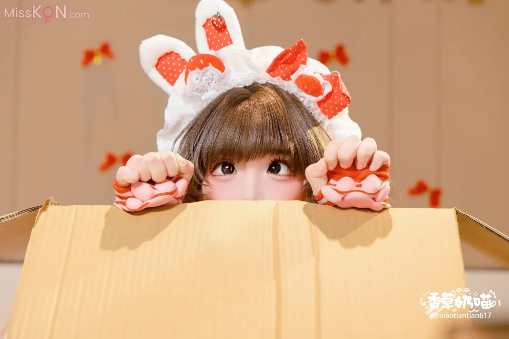 Coser@香草奶喵: 圣诞礼物 (135 photos + 25 videos) Coser@香草奶喵: 圣诞礼物 (135 photos + 25 videos)