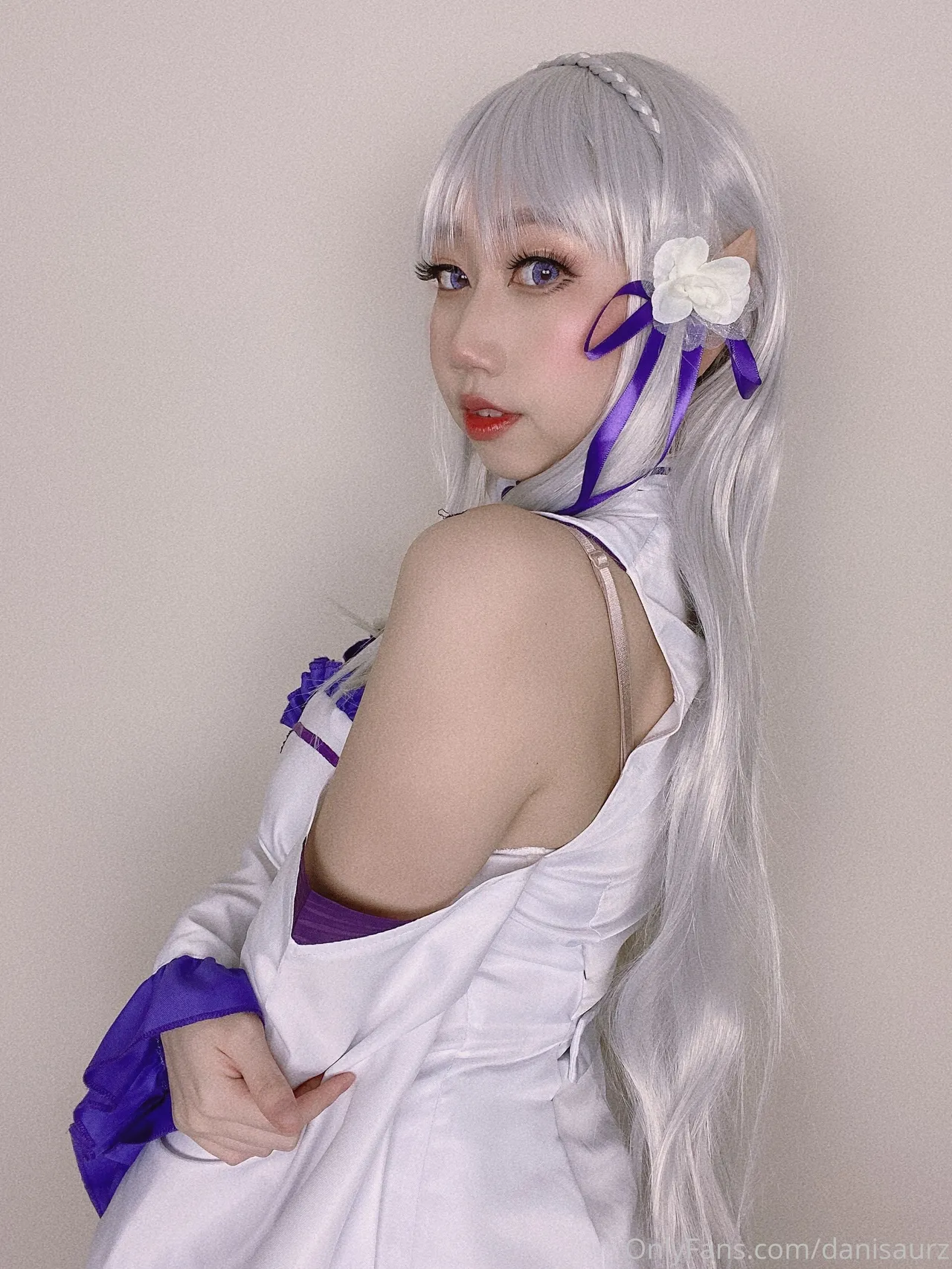 Danisaurz - Emilia Danisaurz - Emilia
