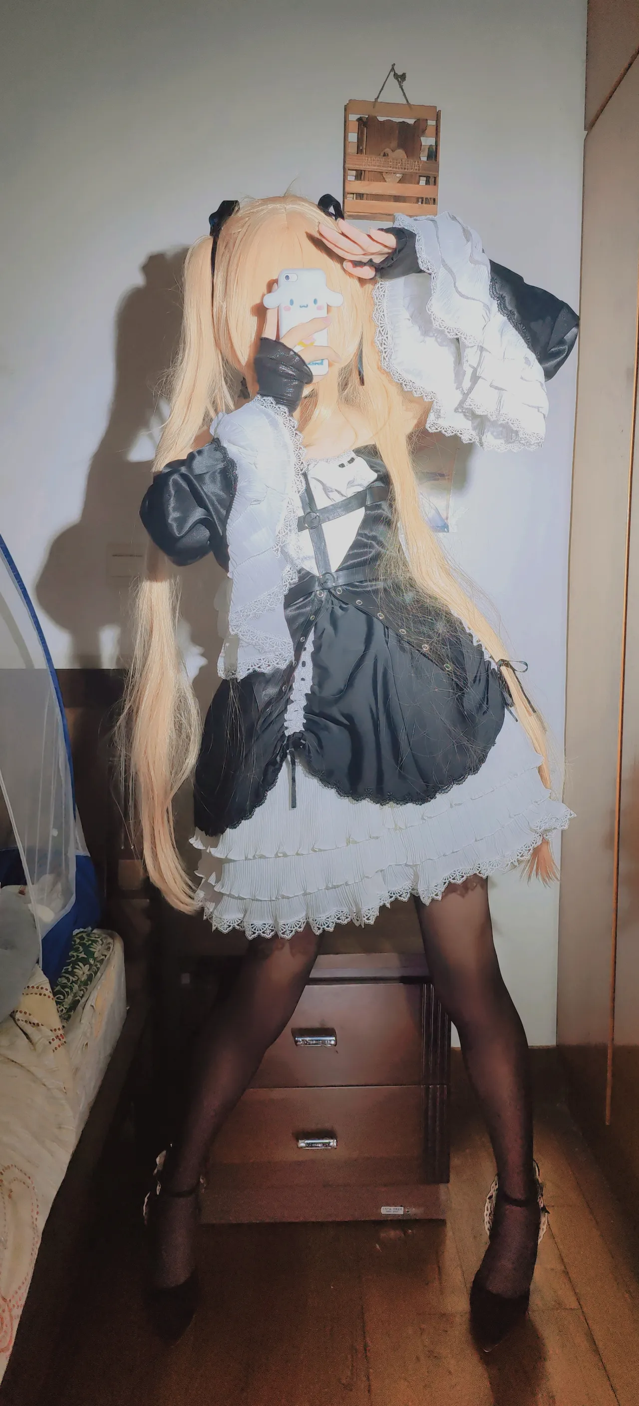 Mdrchyan - Marie Rose Mdrchyan - Marie Rose