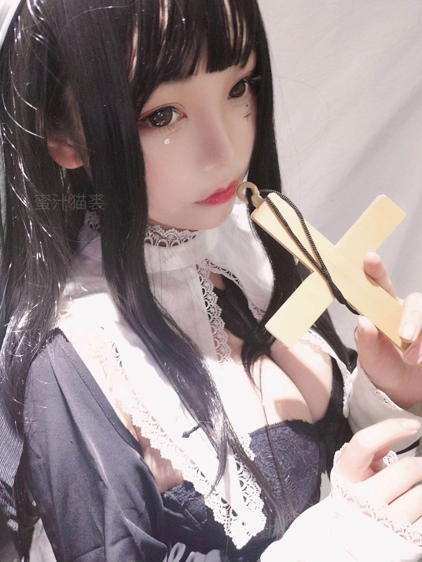 Honey 貓 Sisters . Honey 貓 Sisters .