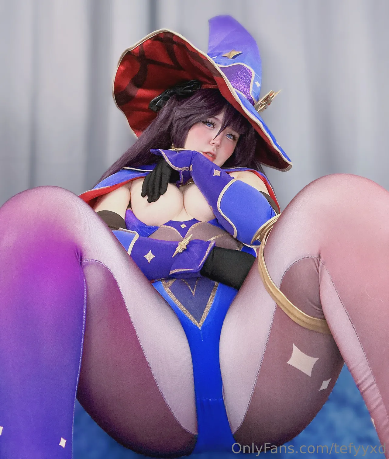 Tefyyxd - Mona Tefyyxd - Mona