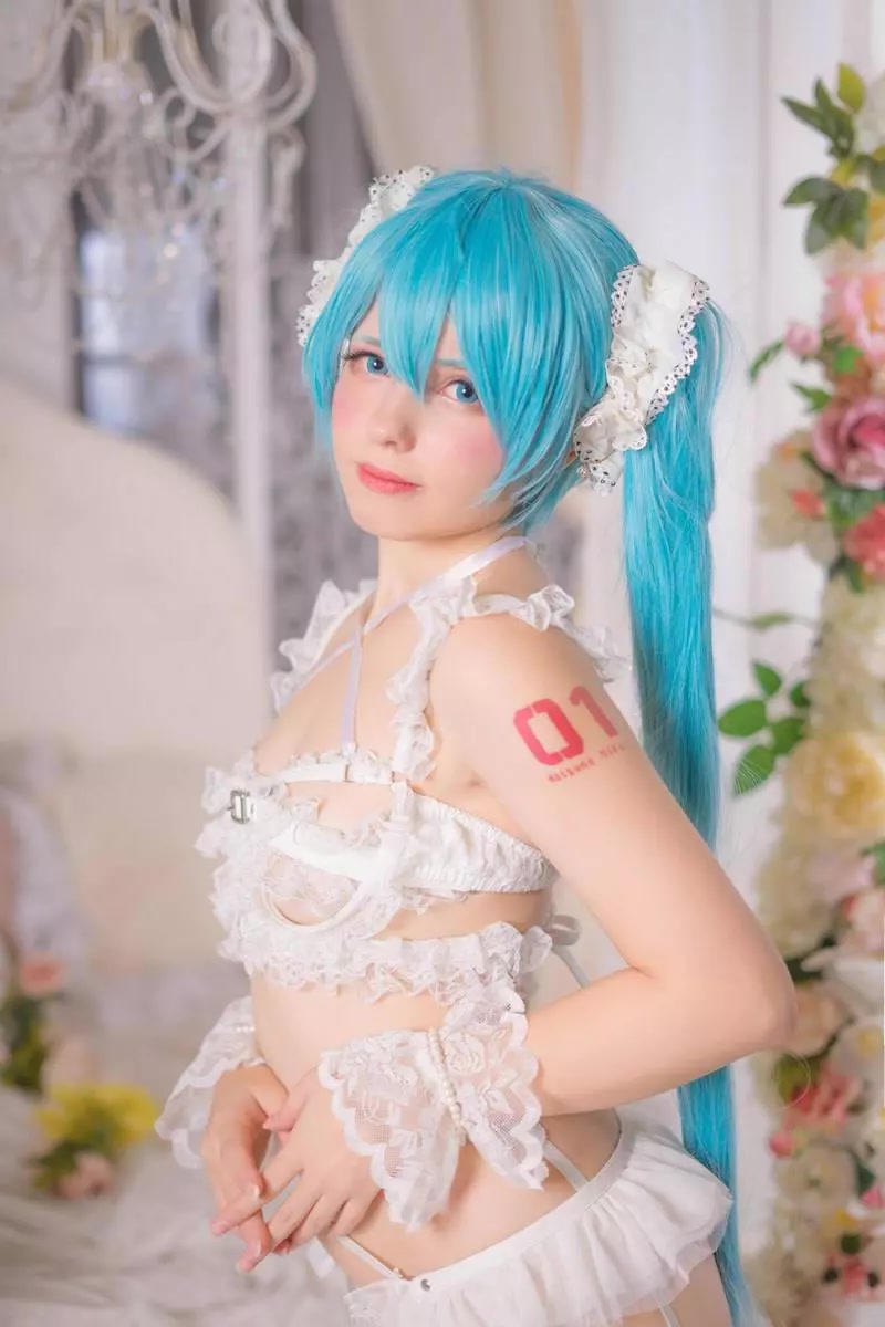 Saya Scarlet 2 Saya Scarlet 2