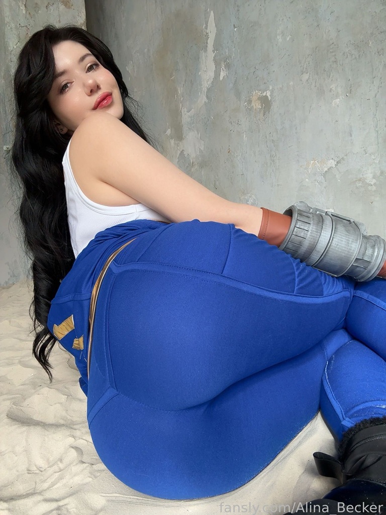 Alina Becker – Vault Dweller Alina Becker – Vault Dweller