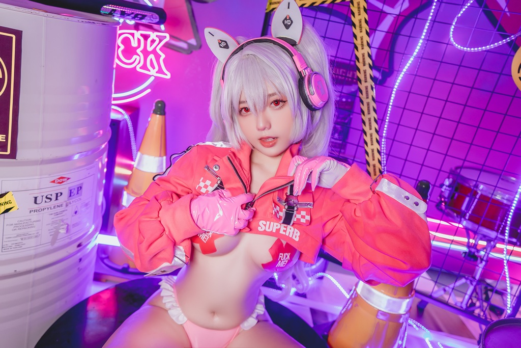 Messie Huang – Alice (NIKKE) Messie Huang – Alice (NIKKE)