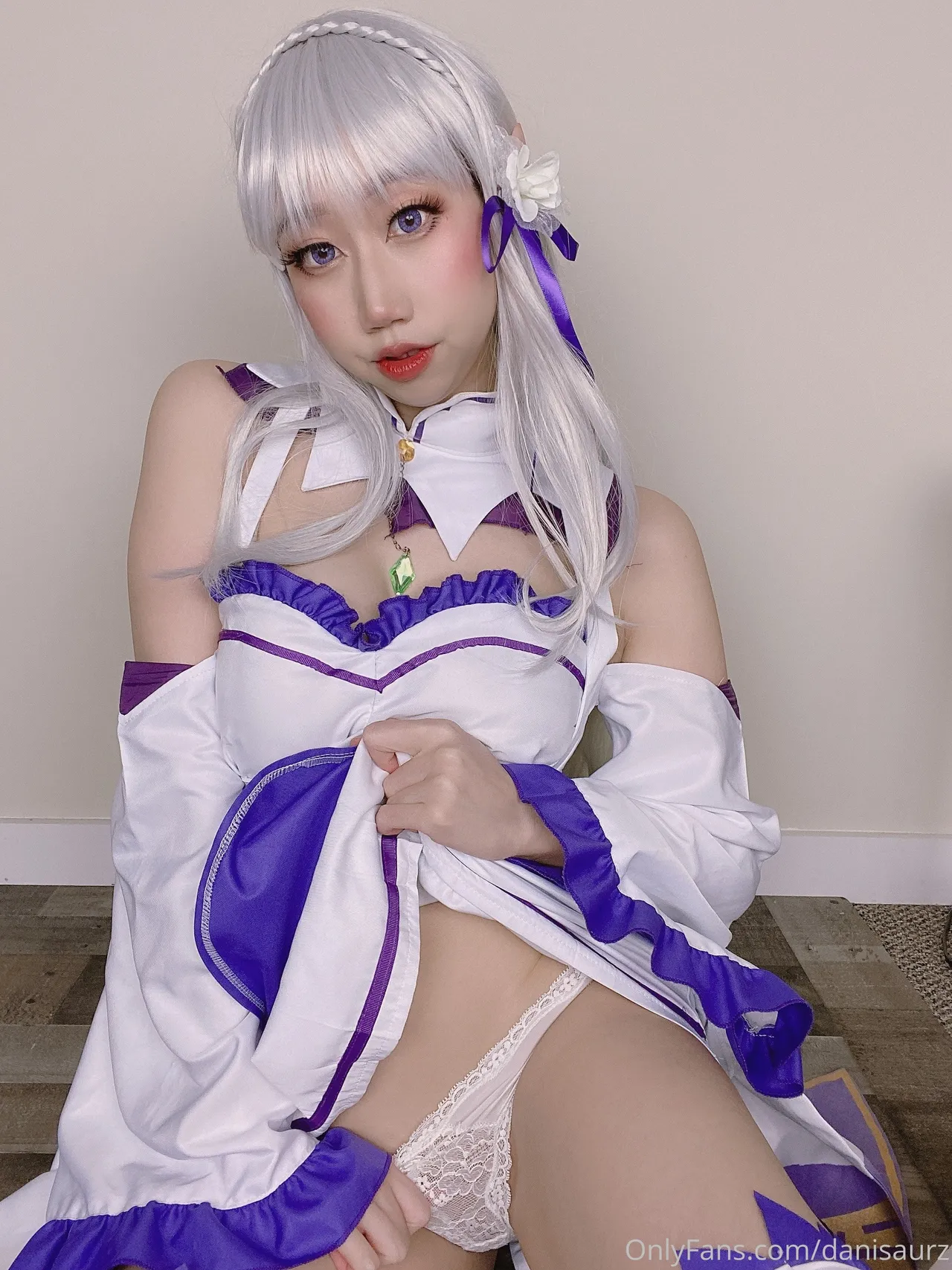 Danisaurz - Emilia Danisaurz - Emilia