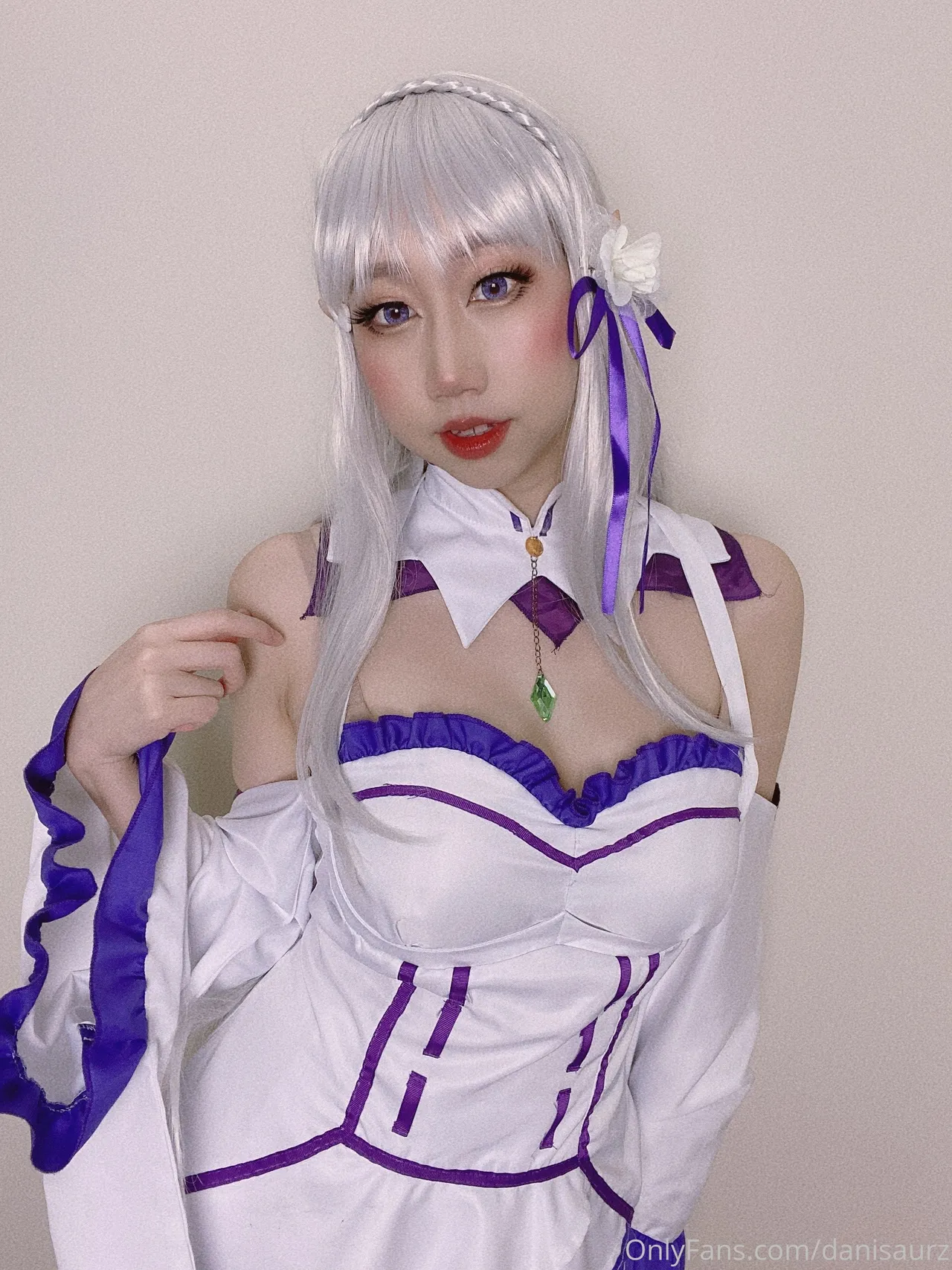 Danisaurz - Emilia Danisaurz - Emilia