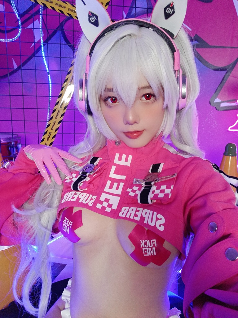 Messie Huang – Alice (NIKKE) Messie Huang – Alice (NIKKE)