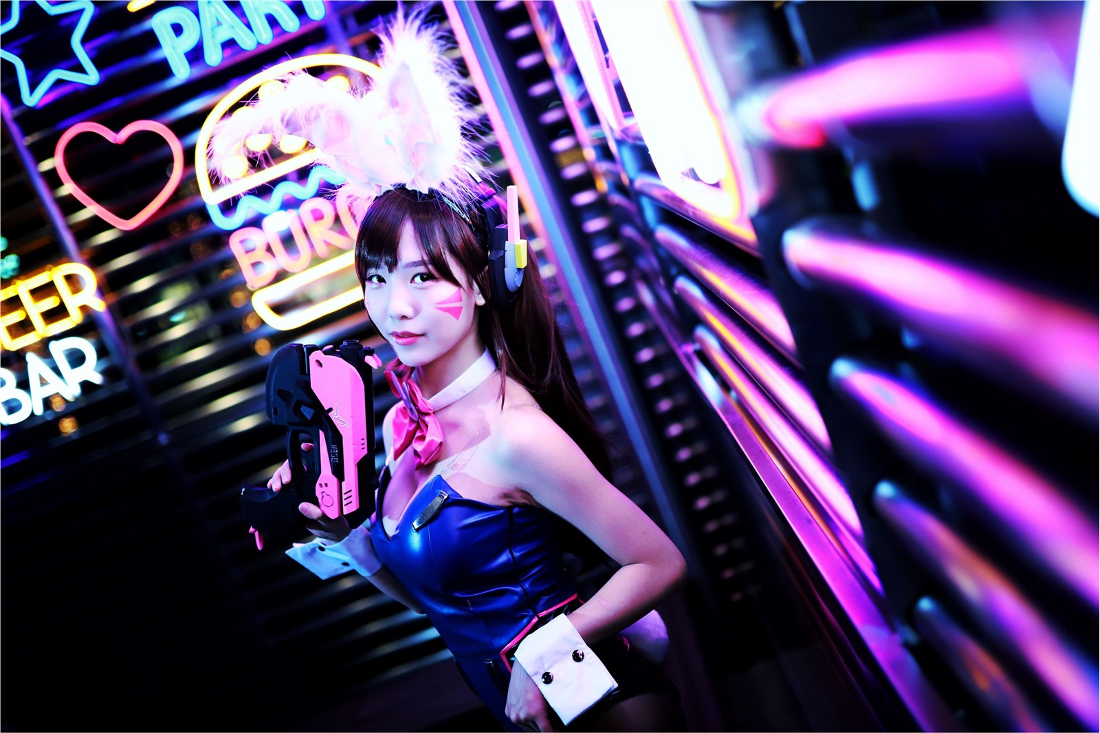 No.042 DVA 1 No.042 DVA 1