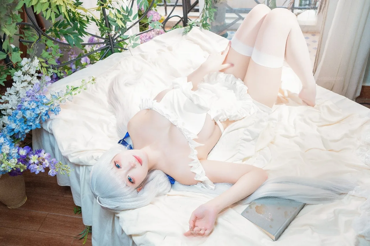 Gua Xi-chan - Azur Lane, Radiance, Sweetness Under the Glow Gua Xi-chan - Azur Lane, Radiance, Sweetness Under the Glow