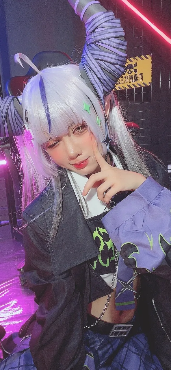 Poppachan - Laplus in new outfit Poppachan - Laplus in new outfit