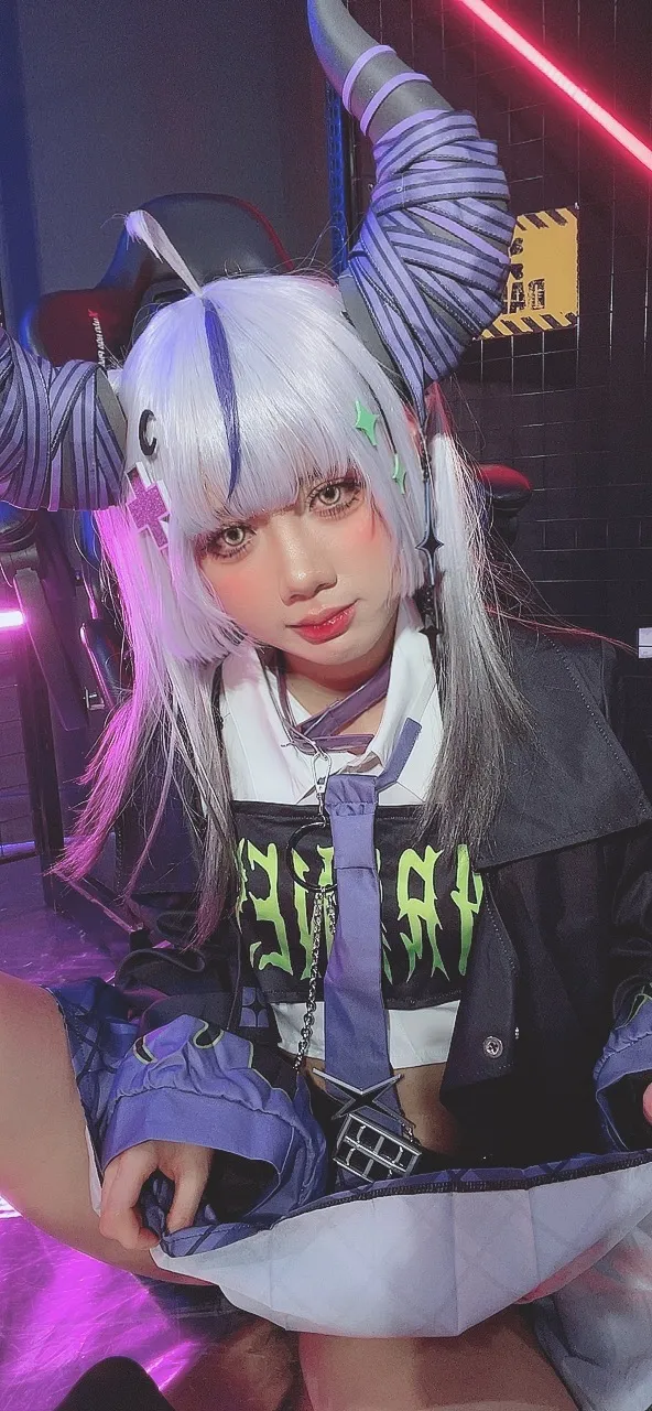 Poppachan - Laplus in new outfit Poppachan - Laplus in new outfit