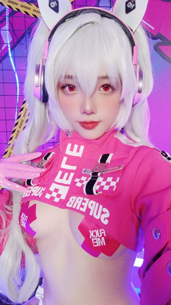 Messie Huang – Alice (NIKKE) Messie Huang – Alice (NIKKE)
