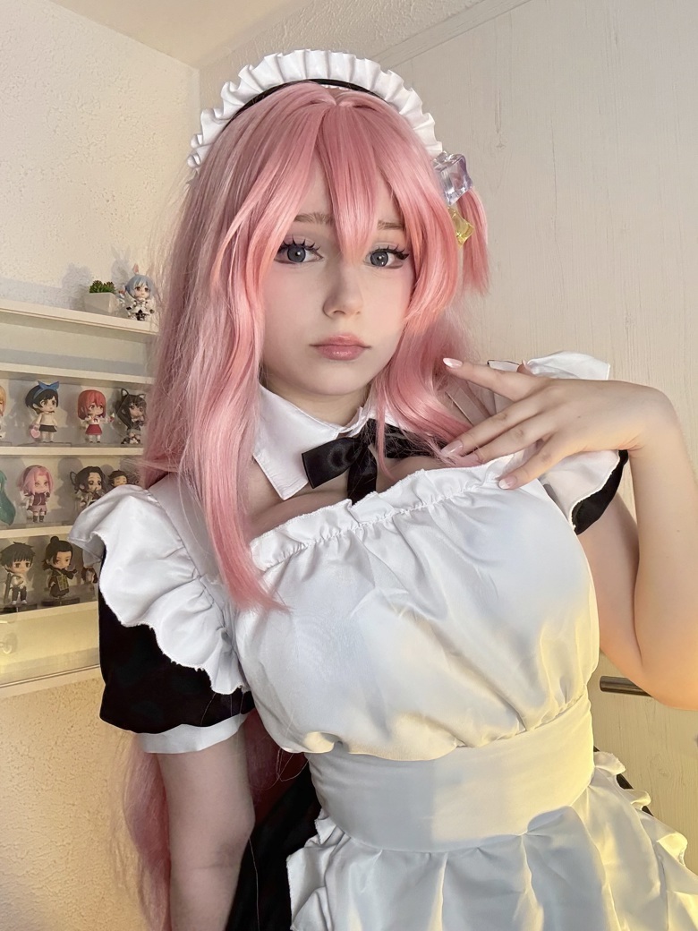 Upminaa - Bocchi maid Upminaa - Bocchi maid
