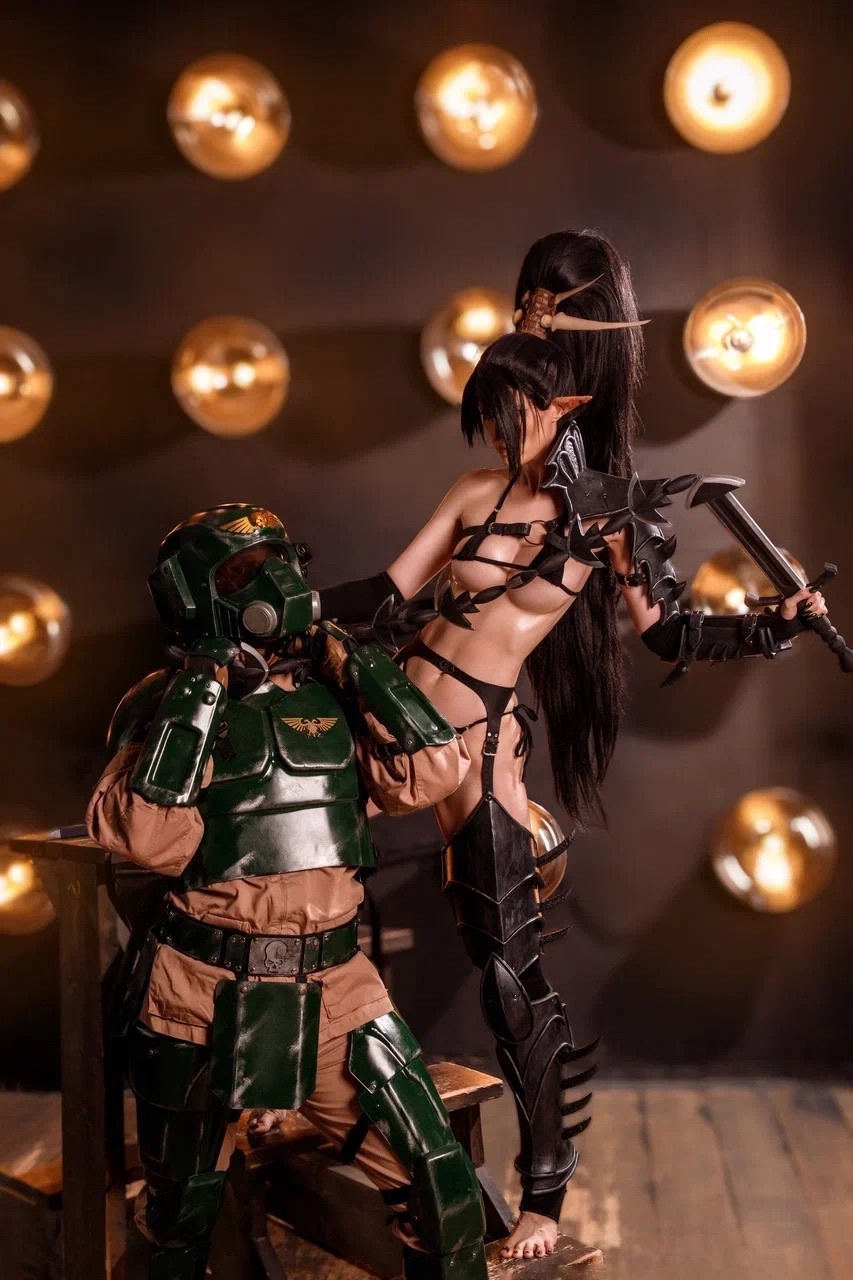 KittiLittl - Warhammer 40K Drukhari vs Kasrkin KittiLittl - Warhammer 40K Drukhari vs Kasrkin