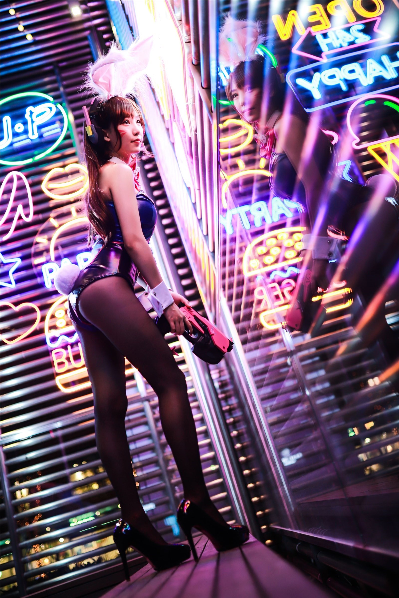 No.042 DVA 1 No.042 DVA 1