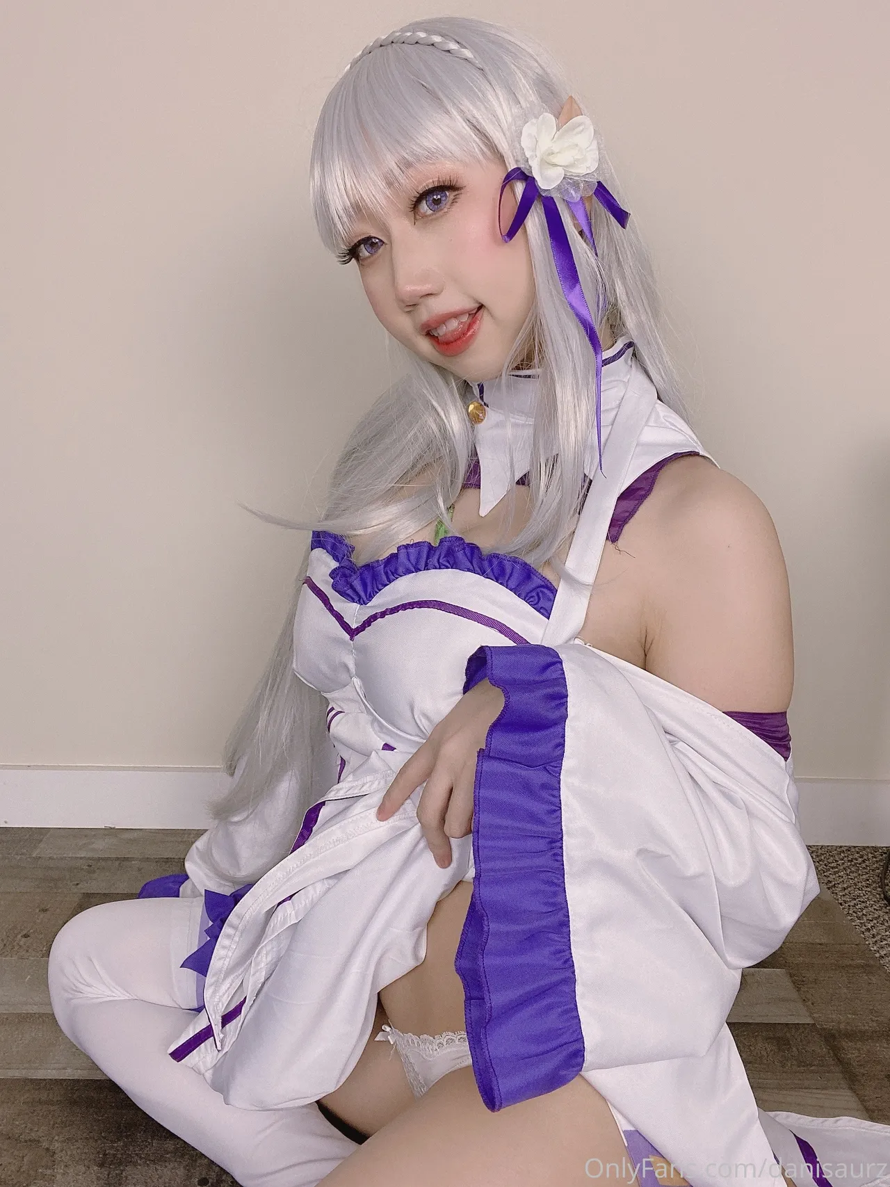 Danisaurz - Emilia Danisaurz - Emilia