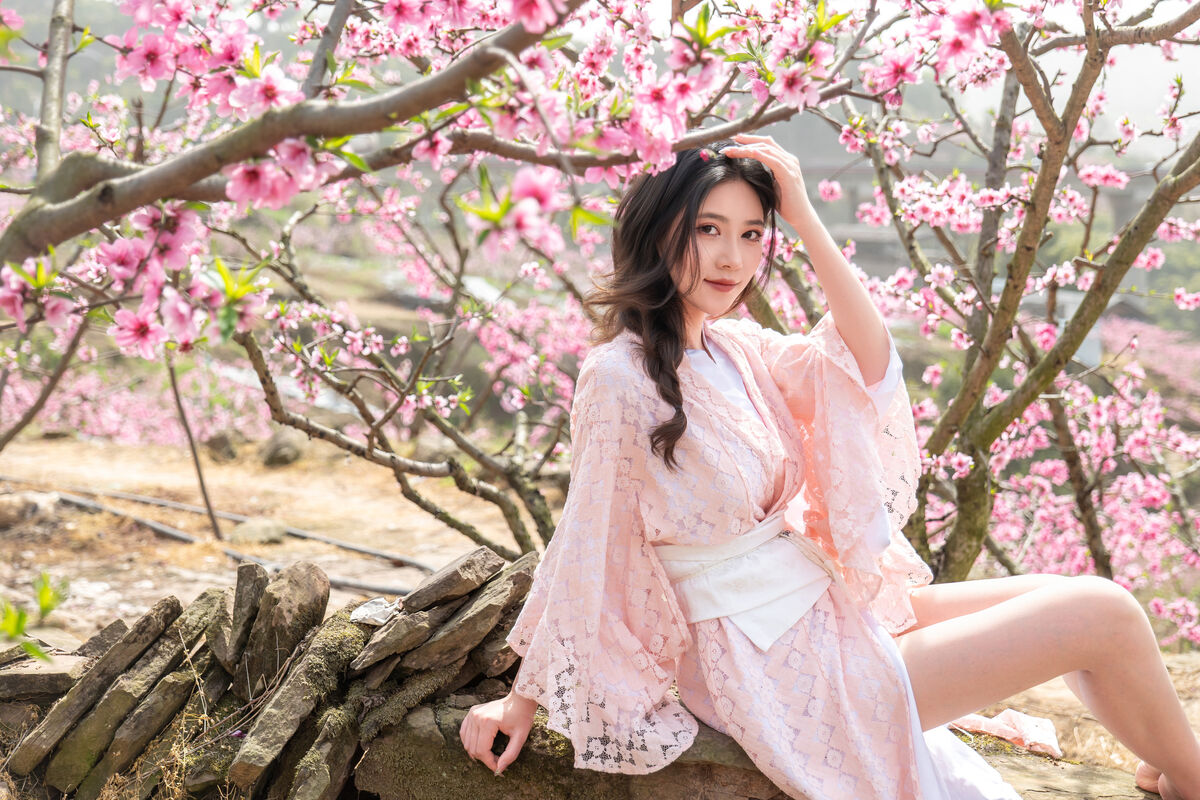Coser@ Nian Nian Nnian - Manhua (87P) Coser@ Nian Nian Nnian - Manhua (87P)
