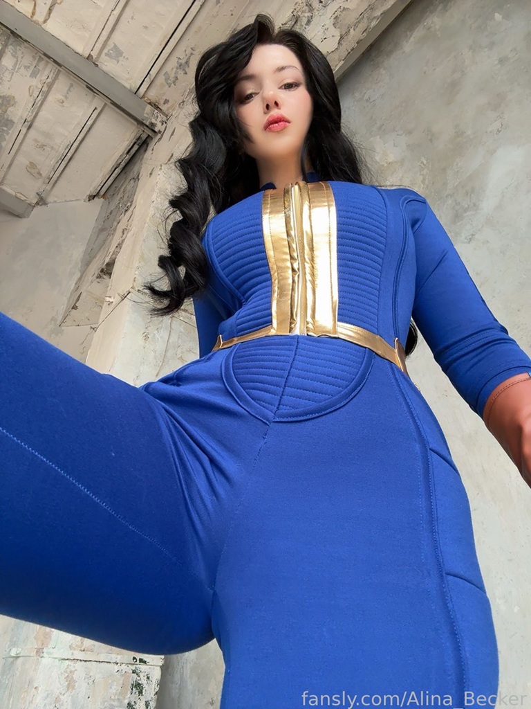 Alina Becker – Vault Dweller Alina Becker – Vault Dweller