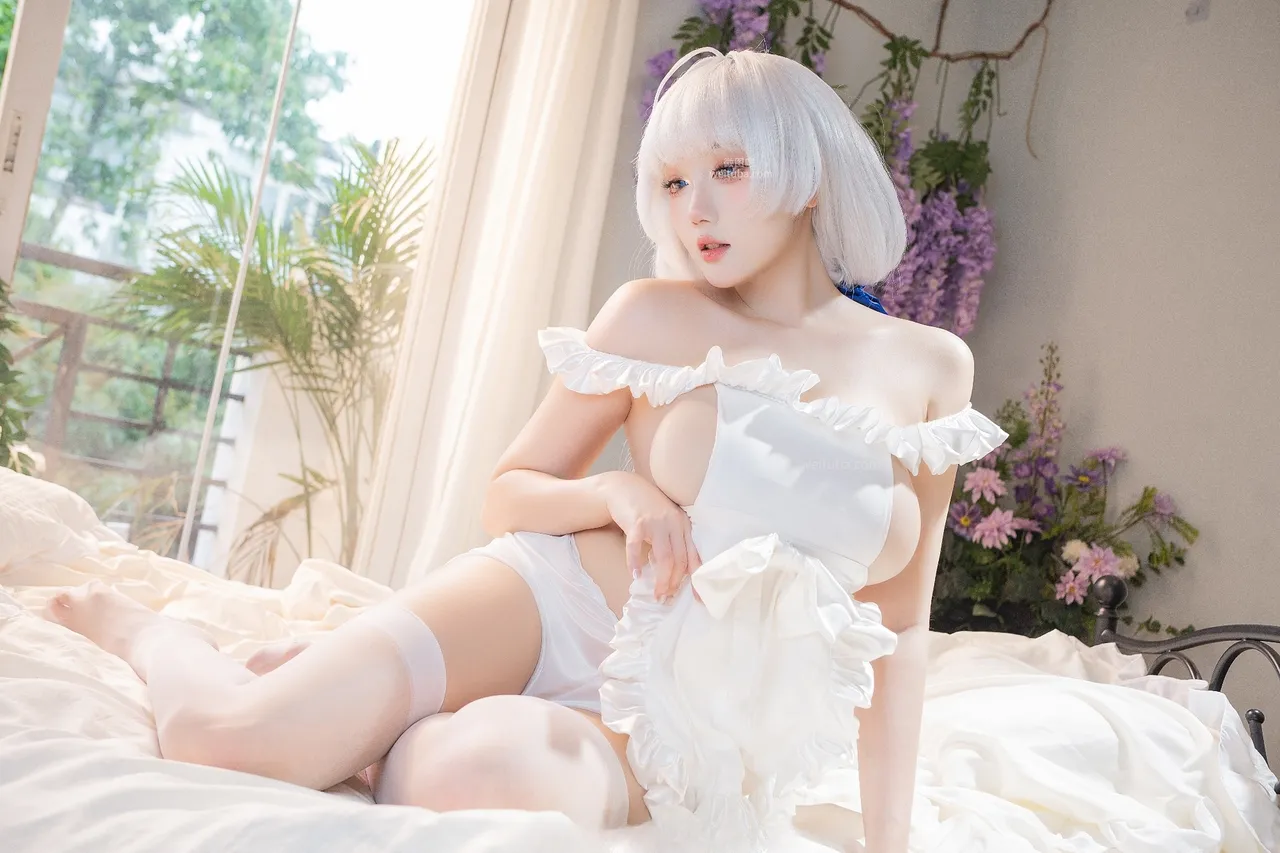 Gua Xi-chan - Azur Lane, Radiance, Sweetness Under the Glow Gua Xi-chan - Azur Lane, Radiance, Sweetness Under the Glow