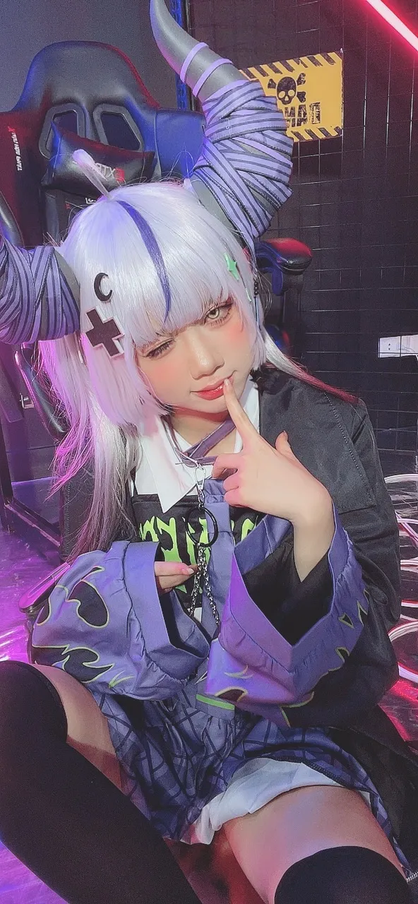 Poppachan - Laplus in new outfit Poppachan - Laplus in new outfit
