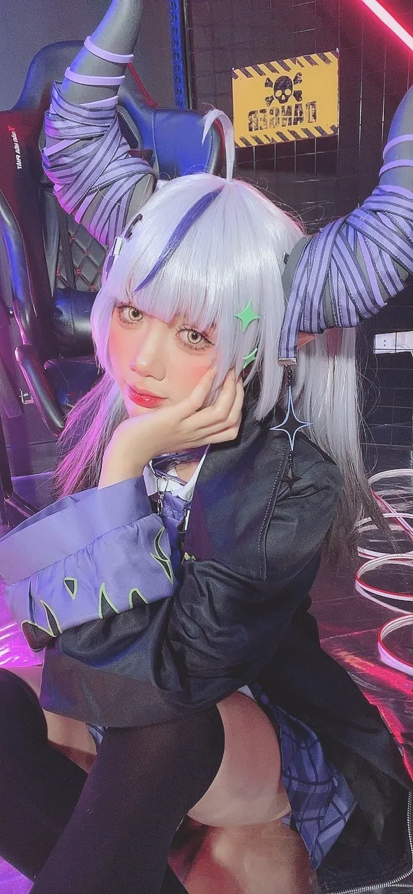 Poppachan - Laplus in new outfit Poppachan - Laplus in new outfit