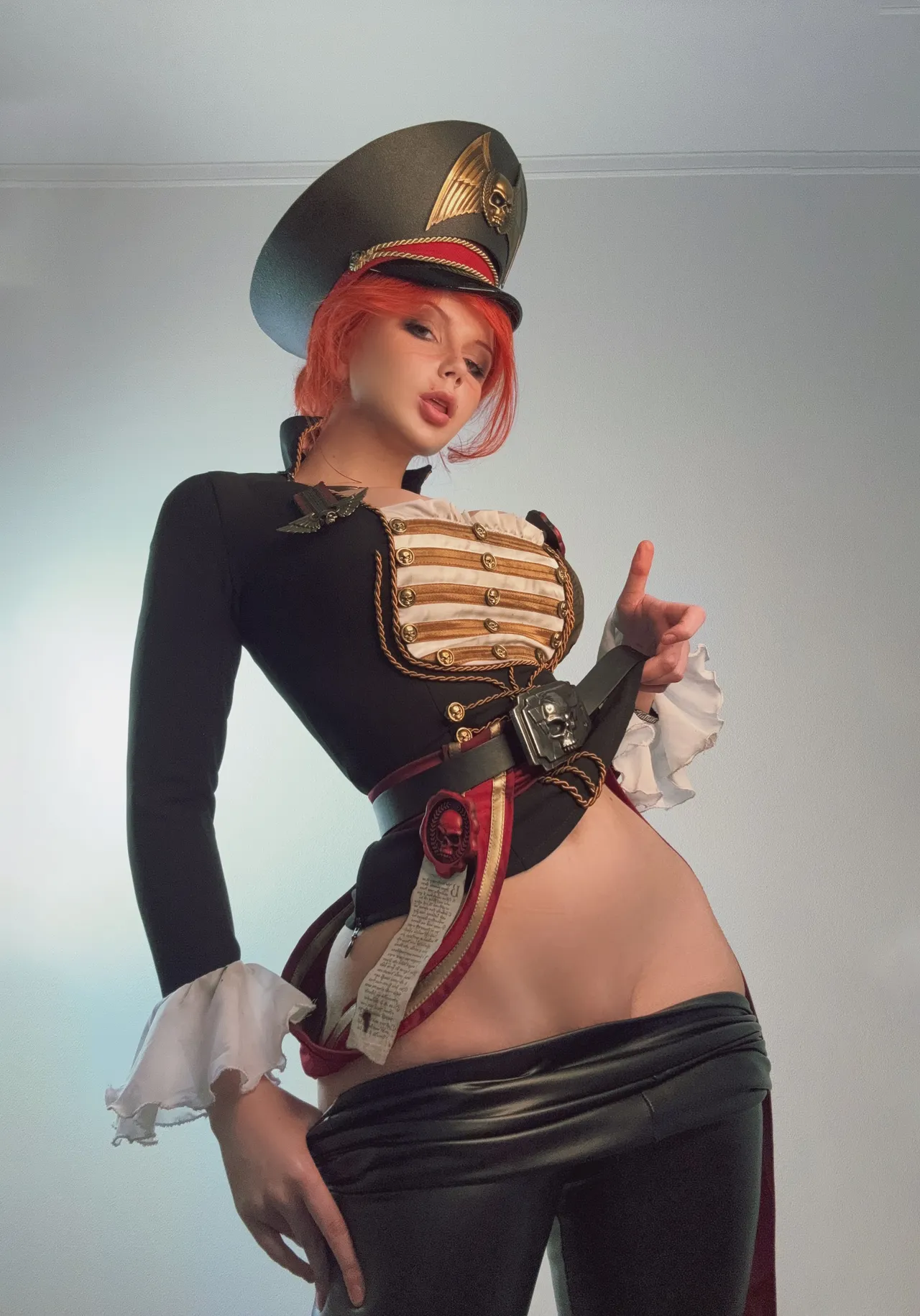 Oichi - Comissar Oichi - Comissar