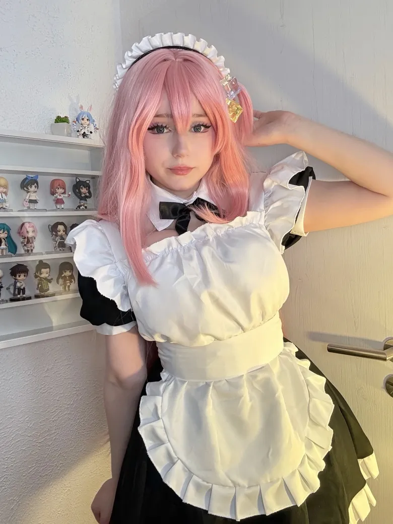 Upminaa - Bocchi maid Upminaa - Bocchi maid