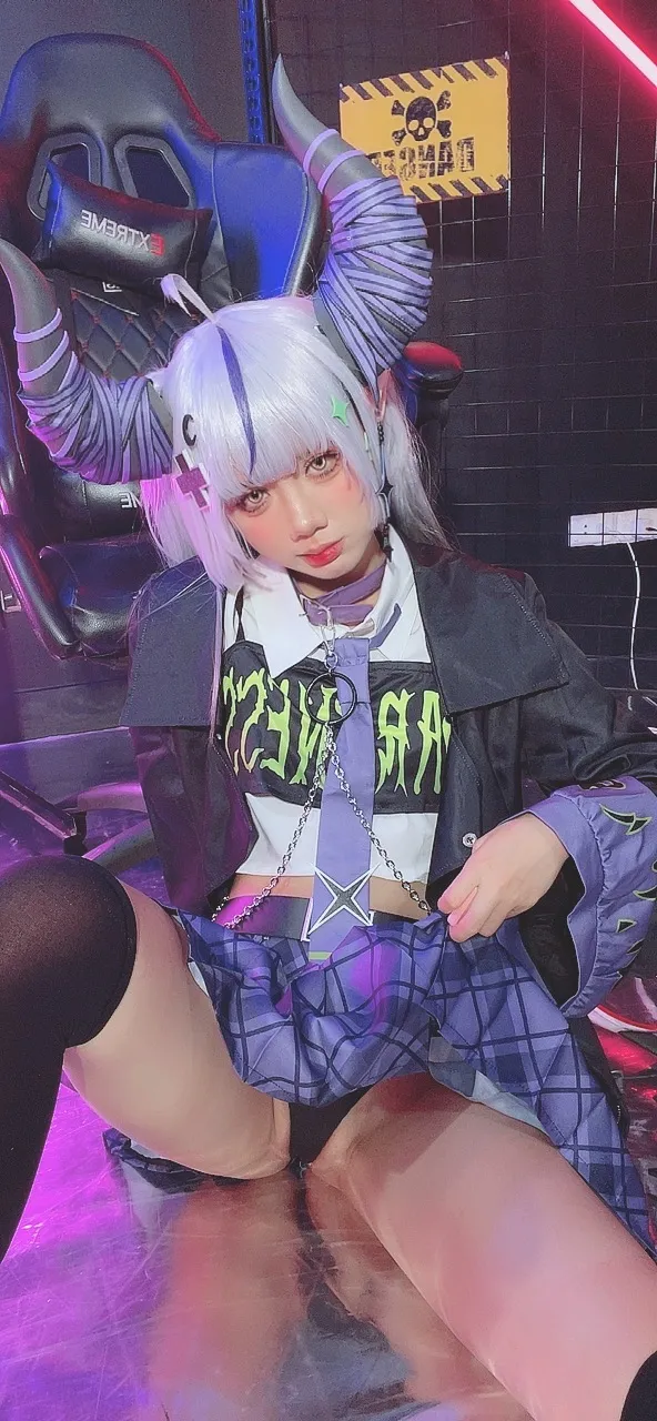 Poppachan - Laplus in new outfit Poppachan - Laplus in new outfit
