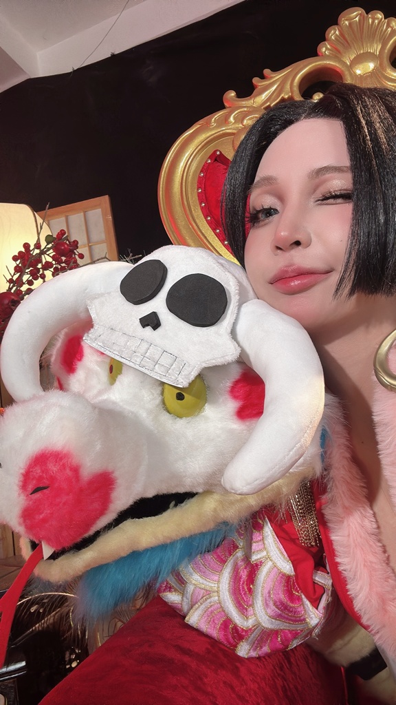 Umeko J – Boa Hancock Umeko J – Boa Hancock