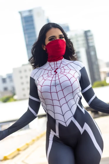 Caroangulito – Silk & Spider-Gwen 3 Caroangulito – Silk & Spider-Gwen