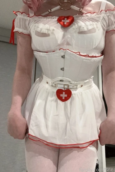 Sneaky - Nurse Miku 7 Sneaky - Nurse Miku