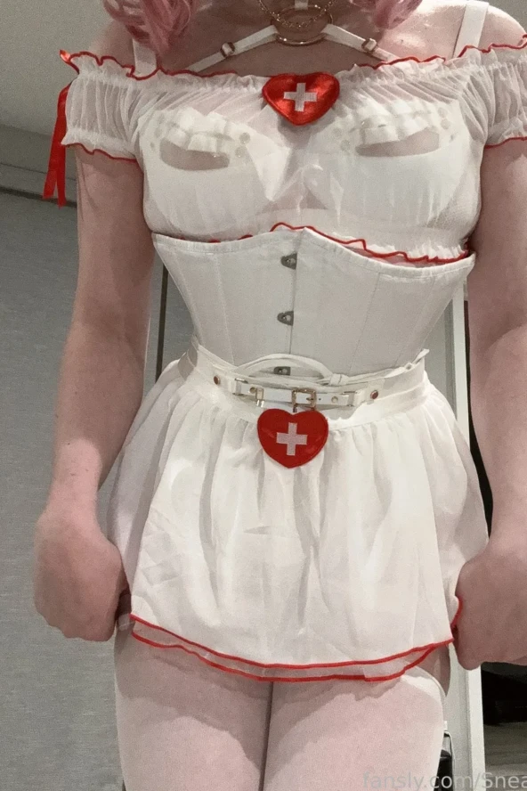 Sneaky - Nurse Miku 3 Sneaky - Nurse Miku