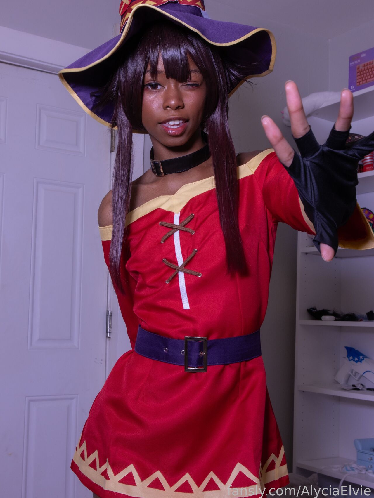Alycia Elvie - Megumin Alycia Elvie - Megumin