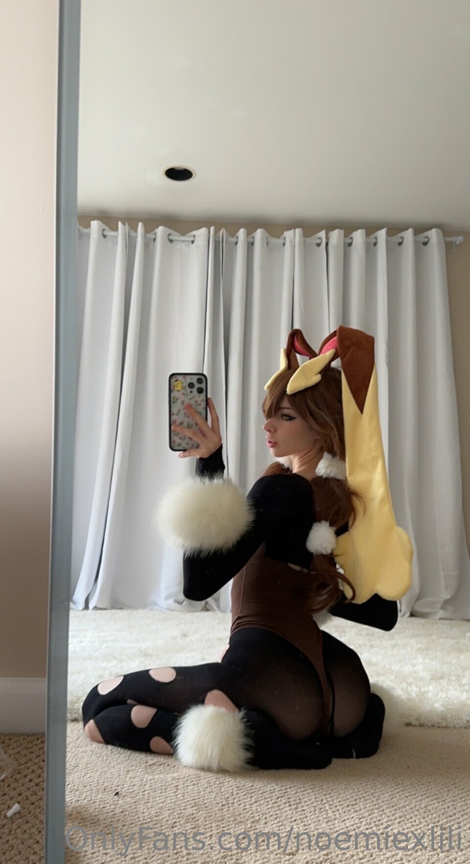 Noemiexlili - Lopunny Noemiexlili - Lopunny