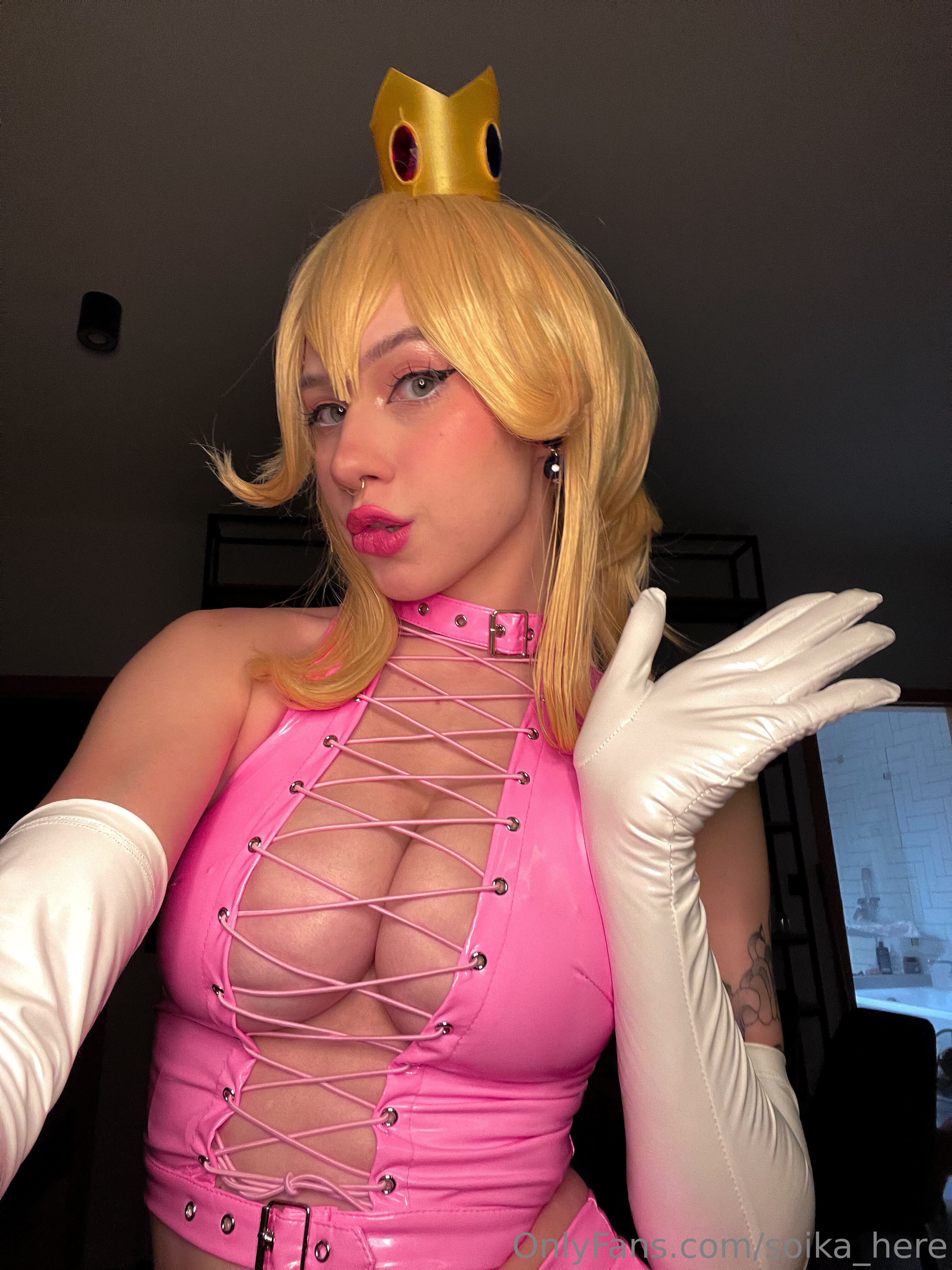 Soika Here - Princess Peach Soika Here - Princess Peach