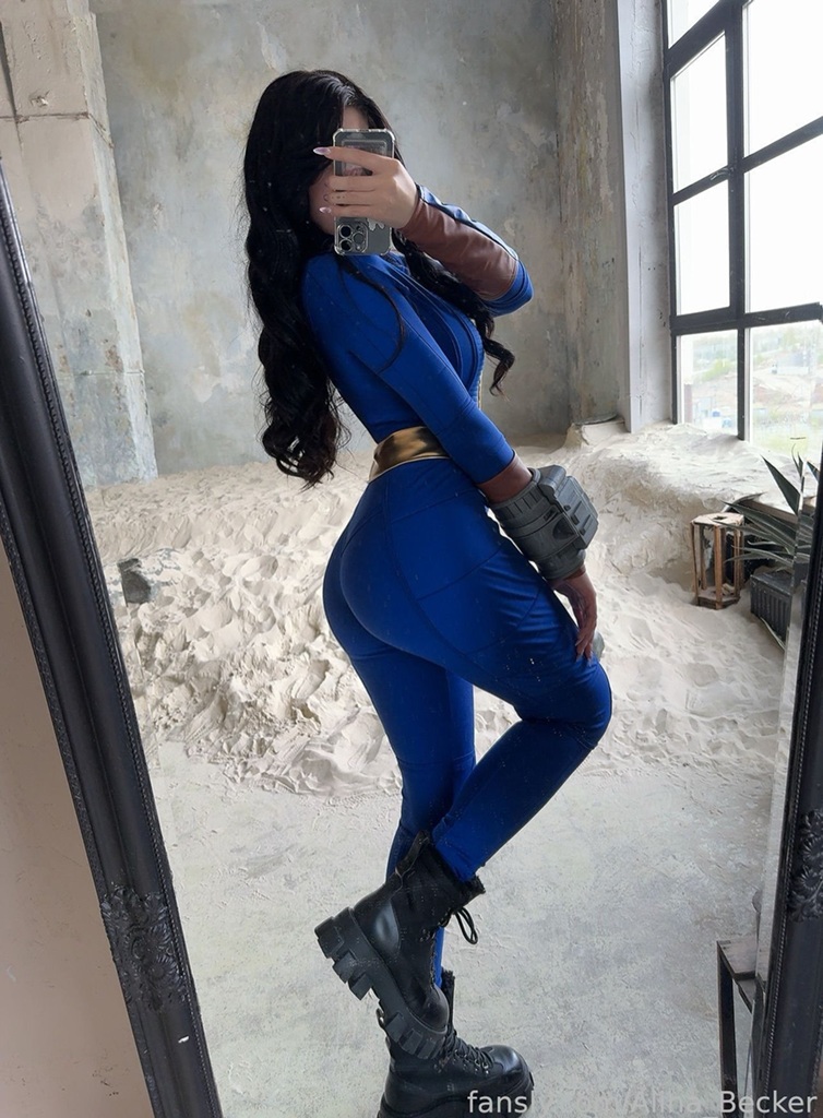 Alina Becker – Vault Dweller Alina Becker – Vault Dweller